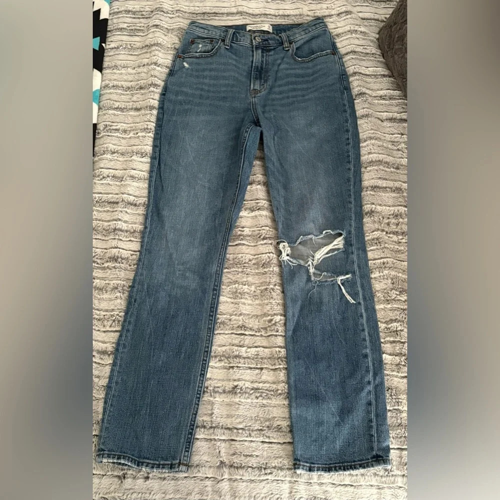 Abercrombie & Fitch The 90s Slim Straight Ultra High Rise 27/4s